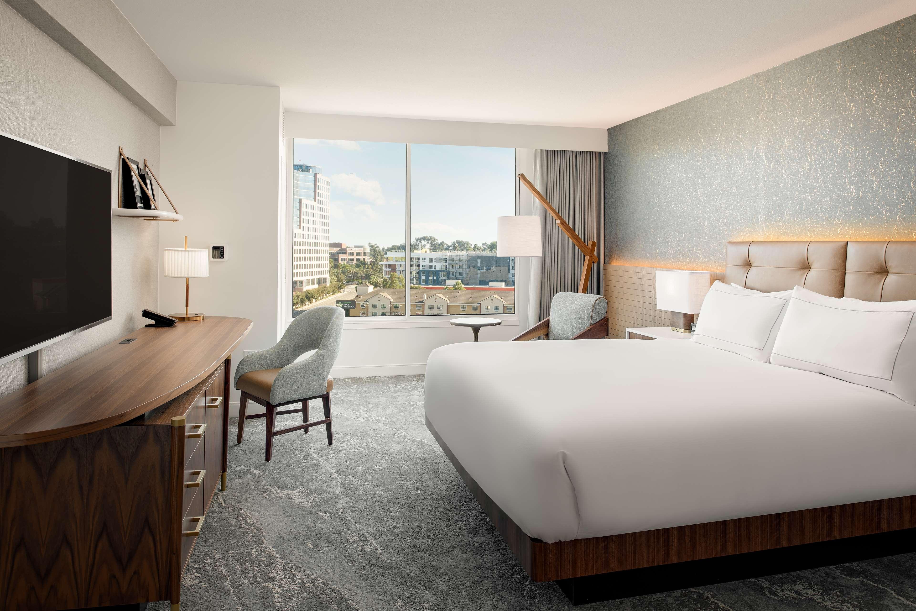 Hotel Hilton Angeles-culver City, Ca 4*